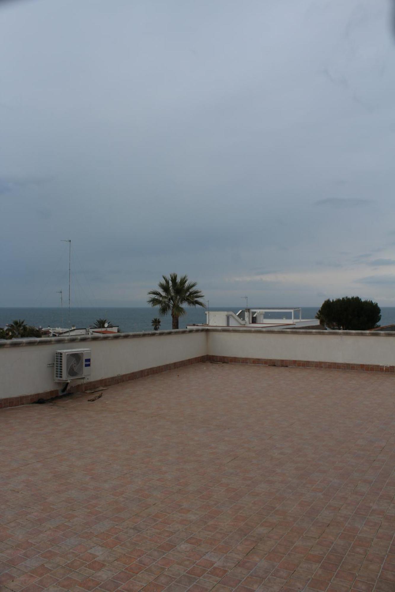 Luca'S House Bed and Breakfast Giovinazzo Εξωτερικό φωτογραφία